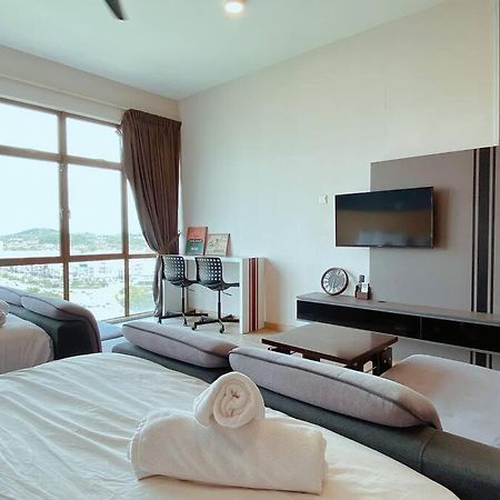 2-4 Pax Spacious Living @ Mount Austin, Jb #02 Johor Bahru Extérieur photo