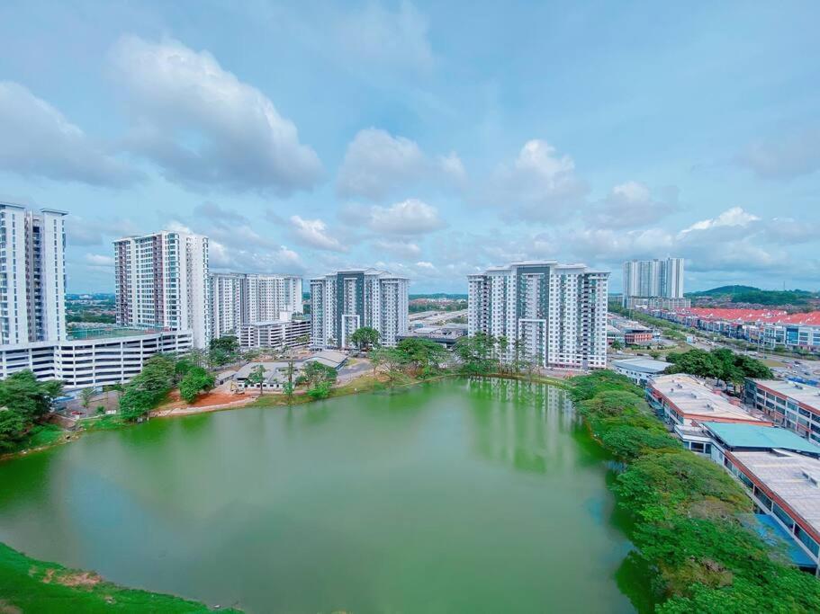 2-4 Pax Spacious Living @ Mount Austin, Jb #02 Johor Bahru Extérieur photo